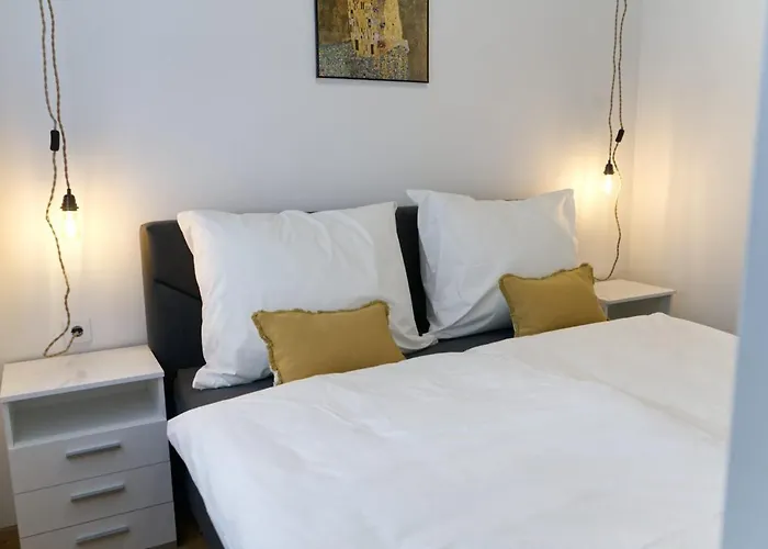 Aaa About - Schoenbrunn 4*